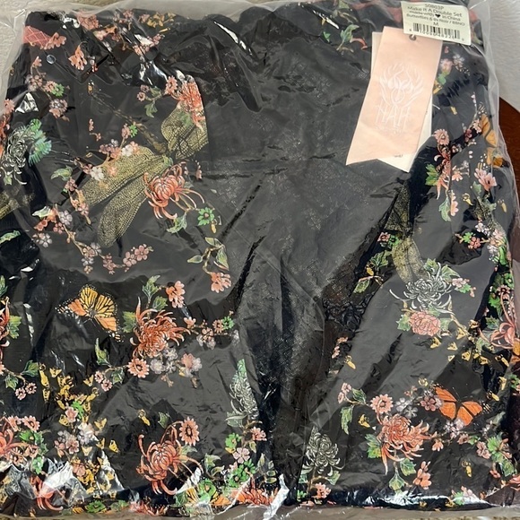 We Are HAH Make It A Double Set Butterflies In Black Size M - Picture 5 of 9